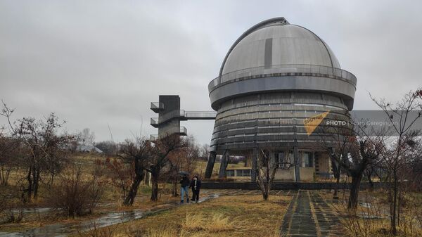 Здание 2,6-метрового телескопа в Бюраканской астрофизической обсерватории НАН РА - Sputnik Армения