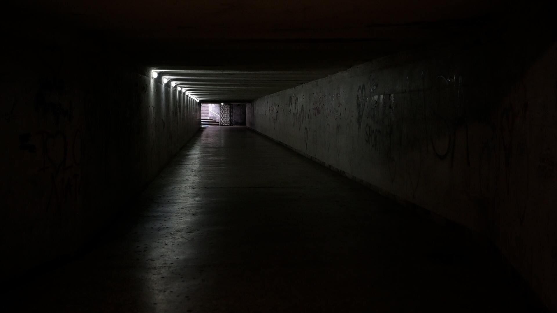 Подземный переход на площади Ахтанаки у кинотеатра Айреник - Sputnik Արմենիա, 1920, 23.01.2024