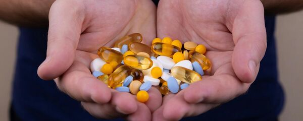 Капсулы с витамином - Sputnik Армения