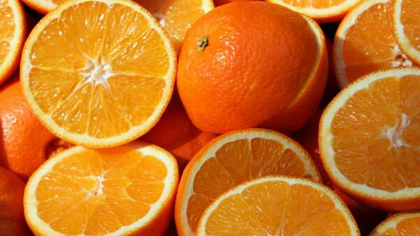 Нарезанный дольками апельсин - Sputnik Արմենիա