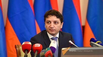 Министр финансов Ваге Ованнисян во время пресс-конференции (31 января 2024). Еревaн
