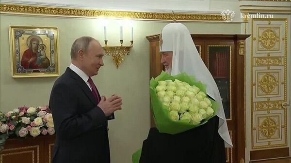 Путин лично поздравил патриарха Кирилла с 15-й годовщиной со дня интронизации - Sputnik Армения