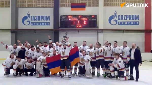 Хоккейная сборная Армении стала победителем турнира Ереванские ночи - Sputnik Արմենիա