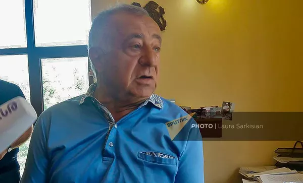 Директор ереванского торгового центра “Мир золота” Вагарш Абрамян Директор ереванского торгового центра “Мир золота” Вагарш Абрамян - Sputnik Армения