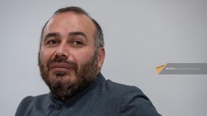 Давид епископ Сароян в гостях радио Sputnik