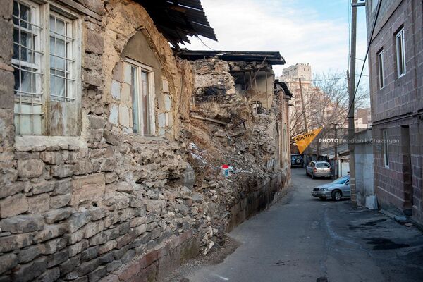 Старинный дом в районе Конд - Sputnik Армения