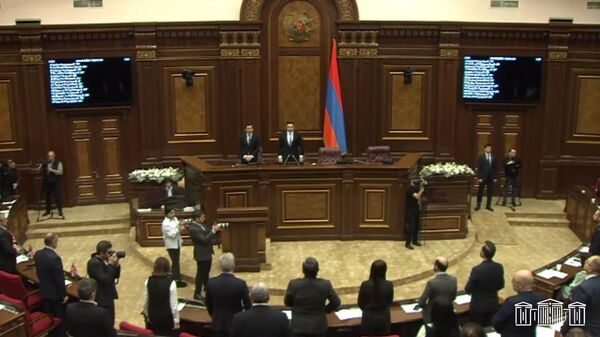 Депутаты парламента Армении почтили память Николая Рыжкова минутой молчания - Sputnik Армения