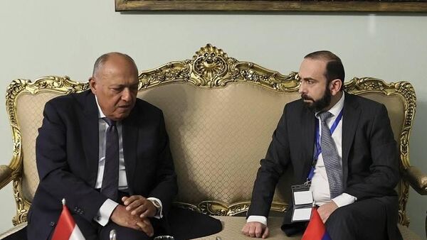 Министр иностранных дел Арарат Мирзоян встретился с египетским коллегой Самехом Шукри (5 марта 2024). Каир - Sputnik Армения