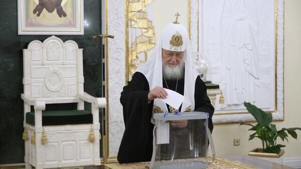 Патриарх Кирилл проголосовал на выборах президента - Sputnik Армения