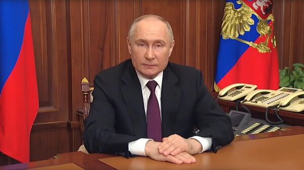 Владимир Путин во время обращения к российскому народу - Sputnik Армения