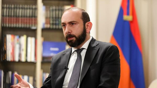 Министр иностранных дел Армении Арарат Мирзоян во время интервью аргентинскому телеканалу Todo Noticias - Sputnik Армения