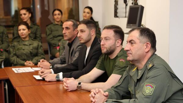 Группа мобильных инструкторов США посетила Армению в рамках армяно-американского сотрудничества в сфере обороны (1 апреля 2024). Еревaн - Sputnik Армения