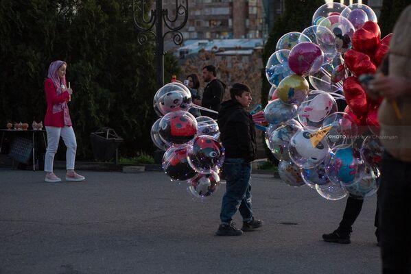 Продавцы воздушных шариков - Sputnik Армения
