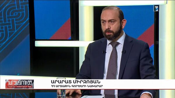 Кадр из передачи Первого канала Интервью Петроса Казаряна с Араратом Мирзояном от 6 апреля 2024 - Sputnik Армения