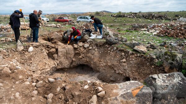 Раскопки на территории археологического памятника Ахтамир - Sputnik Армения