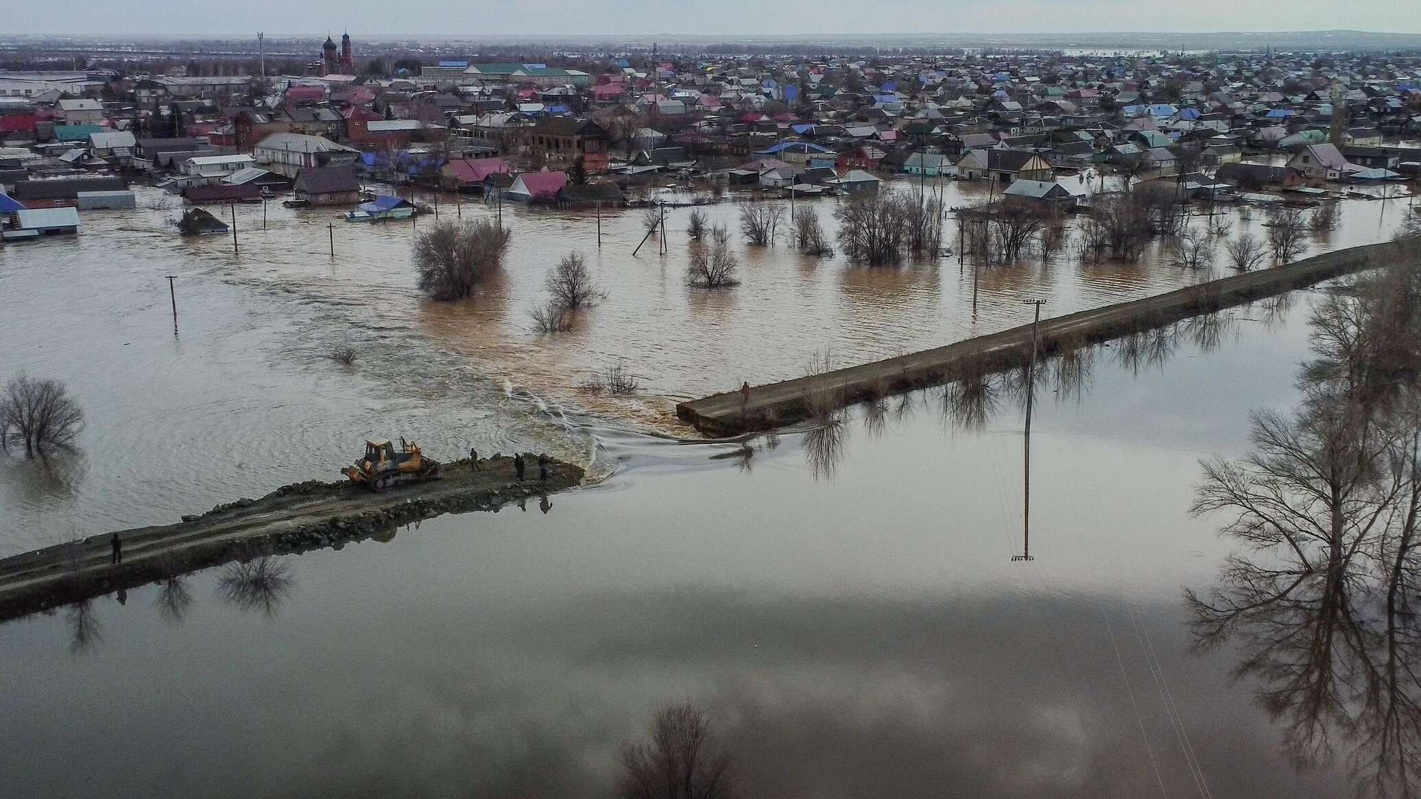 В Орске подтопленными остаются свыше 5 тыс. жилых домов - 12.04.2024,  Sputnik Армения