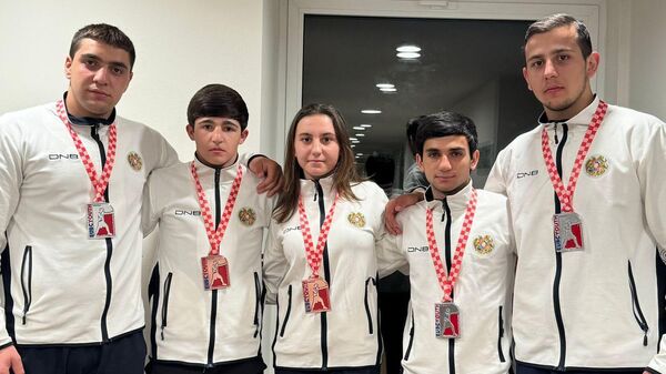 Медалисты молодежного чемпионата Европы по боксу в Хорватии - Sputnik Армения