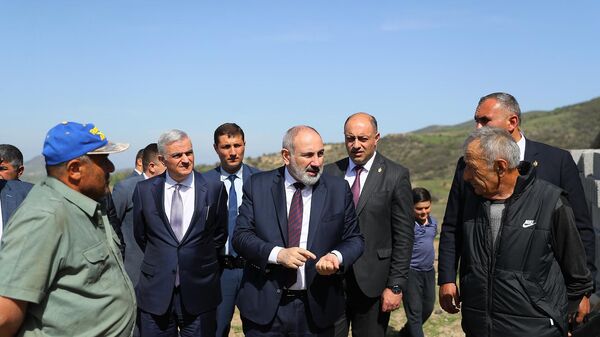 Премьер-министр Никол Пашинян посетил поселки Воскепар, Киранц и Беркабер (18 апреля 2024). Тавуш - Sputnik Армения