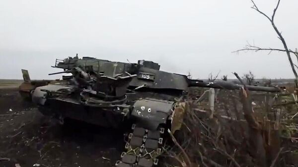 Подбитый под Авдеевкой танк Abrams - Sputnik Армения