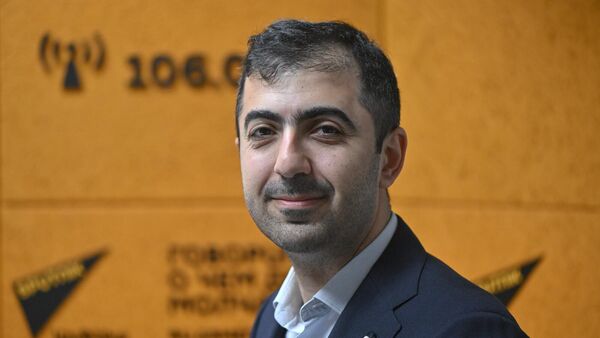 Бывший заместитель министра юстиции, эксперт по конституционному праву Арам Орбелян в гостях радио Sputnik - Sputnik Армения