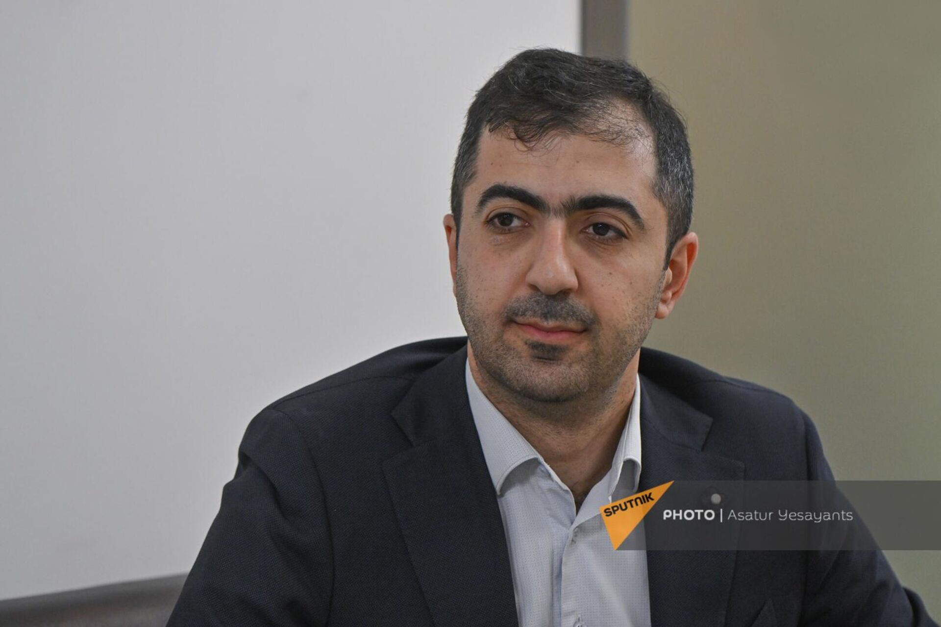 Бывший заместитель министра юстиции, эксперт по конституционному праву Арам Орбелян в гостях радио Sputnik - Sputnik Արմենիա, 1920, 23.04.2025