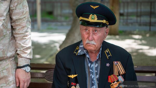 Ветеран ВОВ Октебмер Степанян - Sputnik Армения