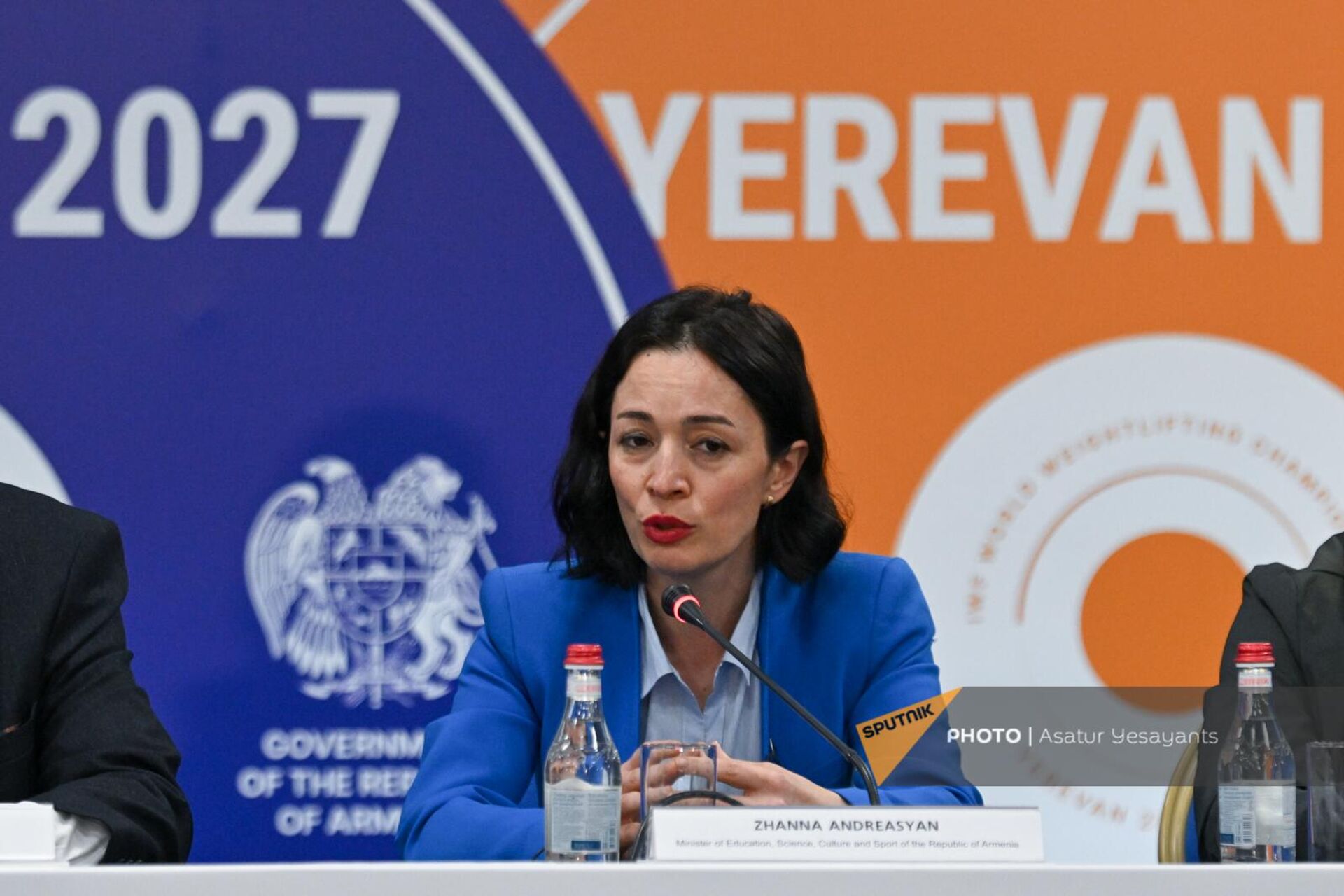 Министр ОНКС Жанна Андреасян на пресс-конференции, посвященной предстоящему в Ереване чемпионату мира по тяжелой атлетике 2027 года (7 мая 2024). Еревaн - Sputnik Արմենիա, 1920, 07.05.2024