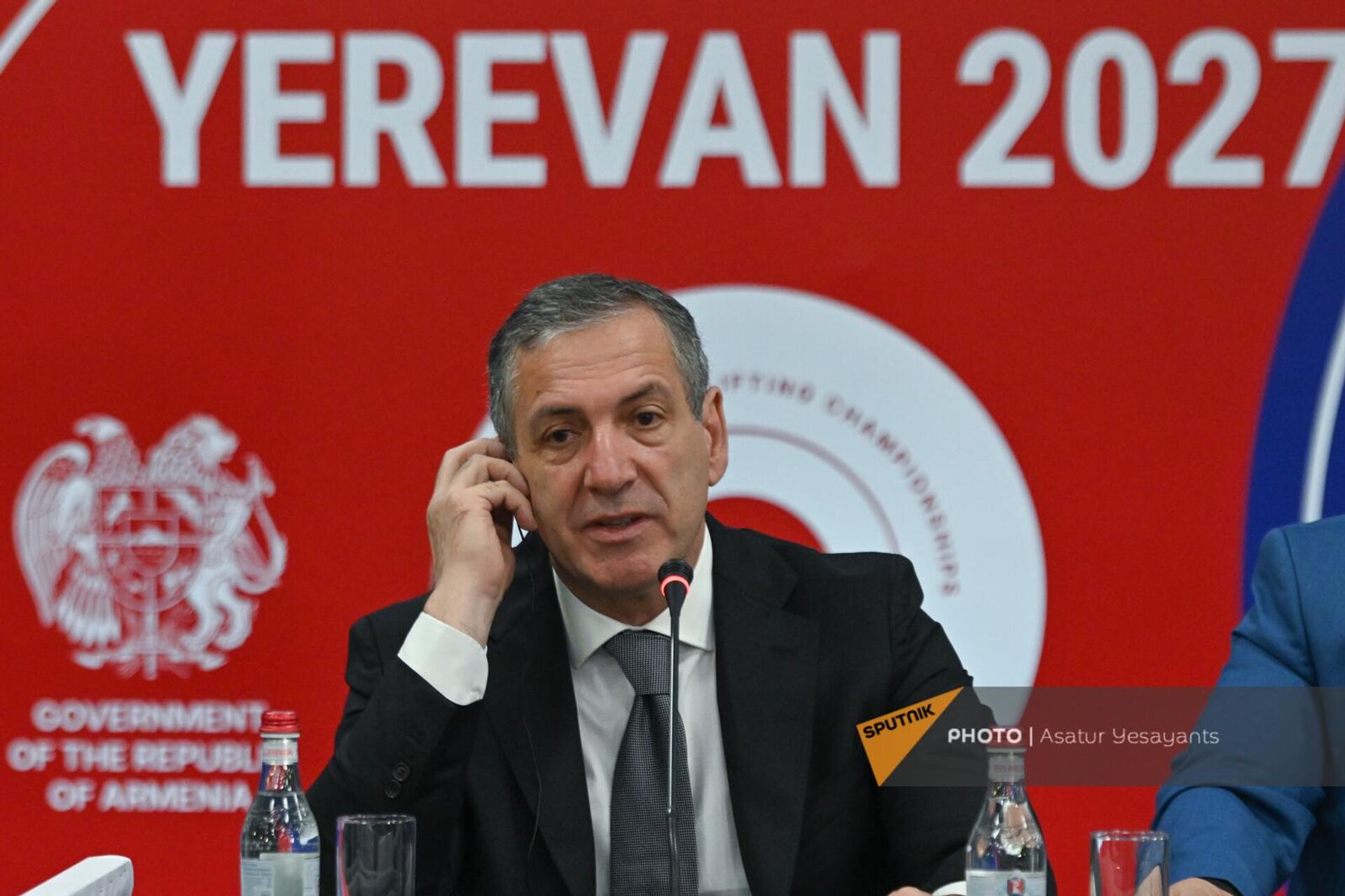 Генеральный секретарь IWF Антонио Урсо на пресс-конференции, посвященной предстоящему в Ереване чемпионату мира по тяжелой атлетике 2027 года (7 мая 2024). Еревaн - Sputnik Արմենիա, 1920, 07.05.2024