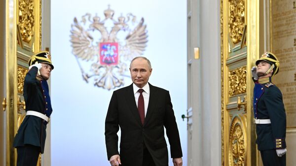 Президент РФ Владимир Путин перед началом церемонии инаугурации в Кремле (7 мая 2024). Москва - Sputnik Армения