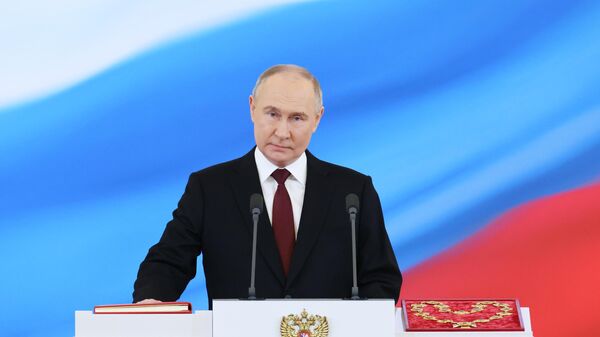 Избранный президент РФ Владимир Путин на церемонии инаугурации в Кремле (7 мая 2024). Москва - Sputnik Армения