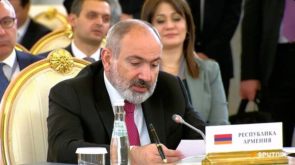 Создание единых рынков энергоносителей в ЕАЭС затянулось - Пашинян - Sputnik Армения