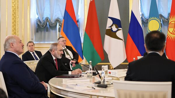 Премьер-министр Никол Пашинян на заседании Высшего Евразийского экономического совета (ВЕЭС) на саммите стран - участниц Евразийского экономического союза (ЕАЭС) (8 мая 2024). Москва - Sputnik Армения
