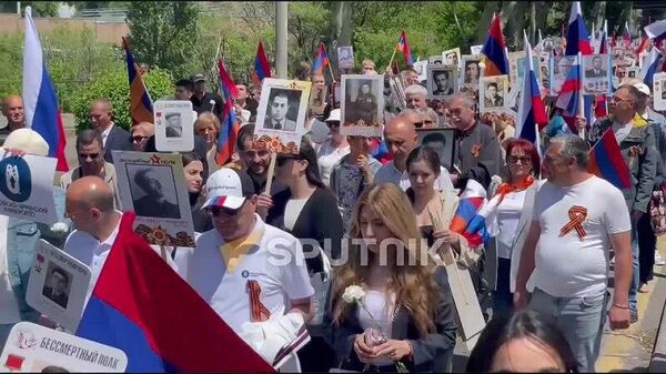 В Ереване начался марш Бессмертного полка, приуроченный ко Дню Победы - Sputnik Արմենիա