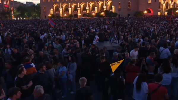 Митинг Тавуш во имя Родины на площади Республики (9 мая 2024). Еревaн - Sputnik Արմենիա
