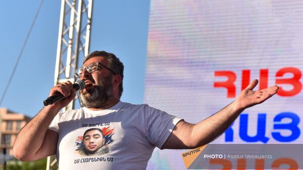 Мы проявили исключительную терпимость к разным партиям: депутат на митинге в Ереване