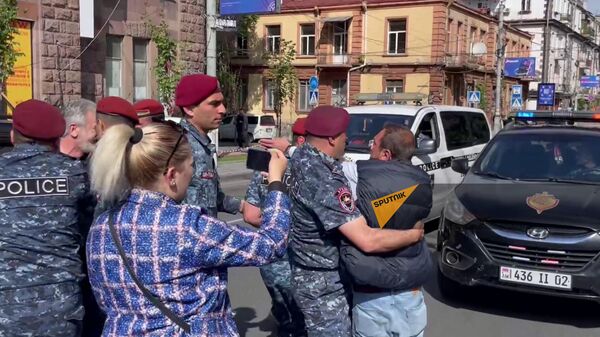 Երևանում տեղի ունեցող անհնազանդության ակցիայի ժամանակ լրագրողն ուշագնաց է եղել