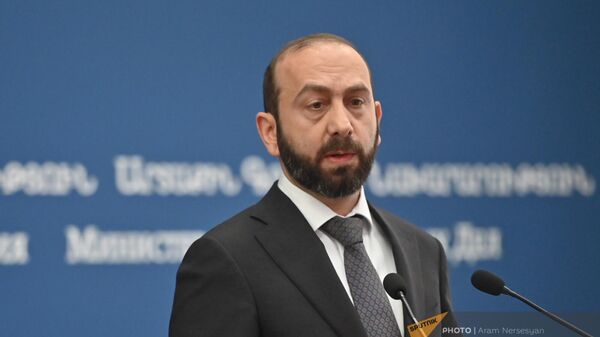 Министр иностранных дел Арарат Мирзоян - Sputnik Армения