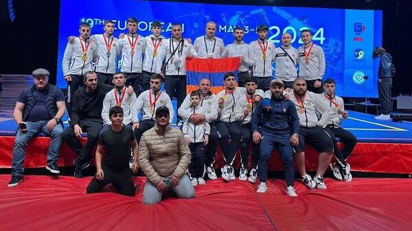 На чемпионате Европы по ушу среди взрослых и юношей, проходившем в столице Швеции Стокгольме, представители Армении завоевали 7 золотых, 2 серебряные и 3 бронзовые медали - Sputnik Армения