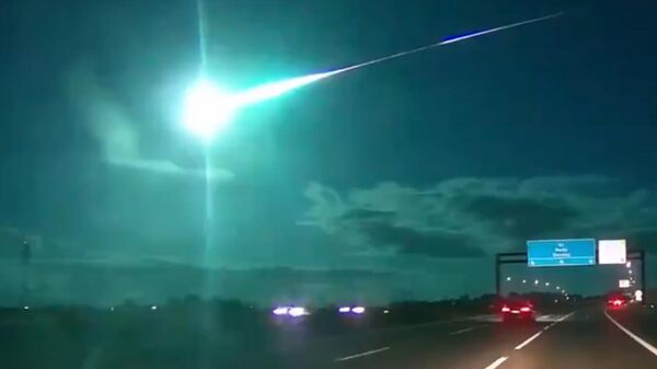 Метеор в небе над Португалией  - Sputnik Армения