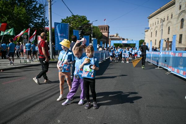 Полумарафон One Run, в котором принимают участие порядка 1000 человек (19 мая 2024). Еревaн - Sputnik Армения