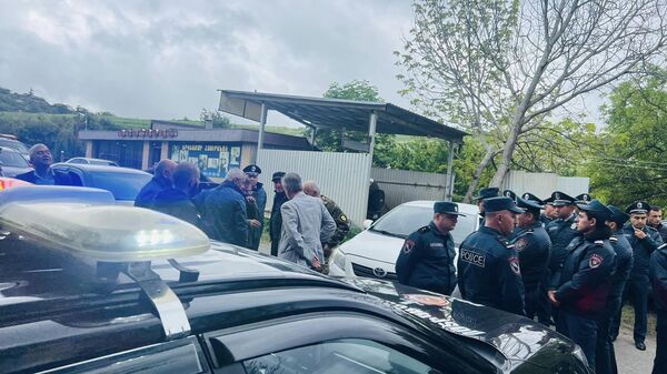 Полиция на дороге в село Киранц (19 мая 2024). Тавуш - Sputnik Армения