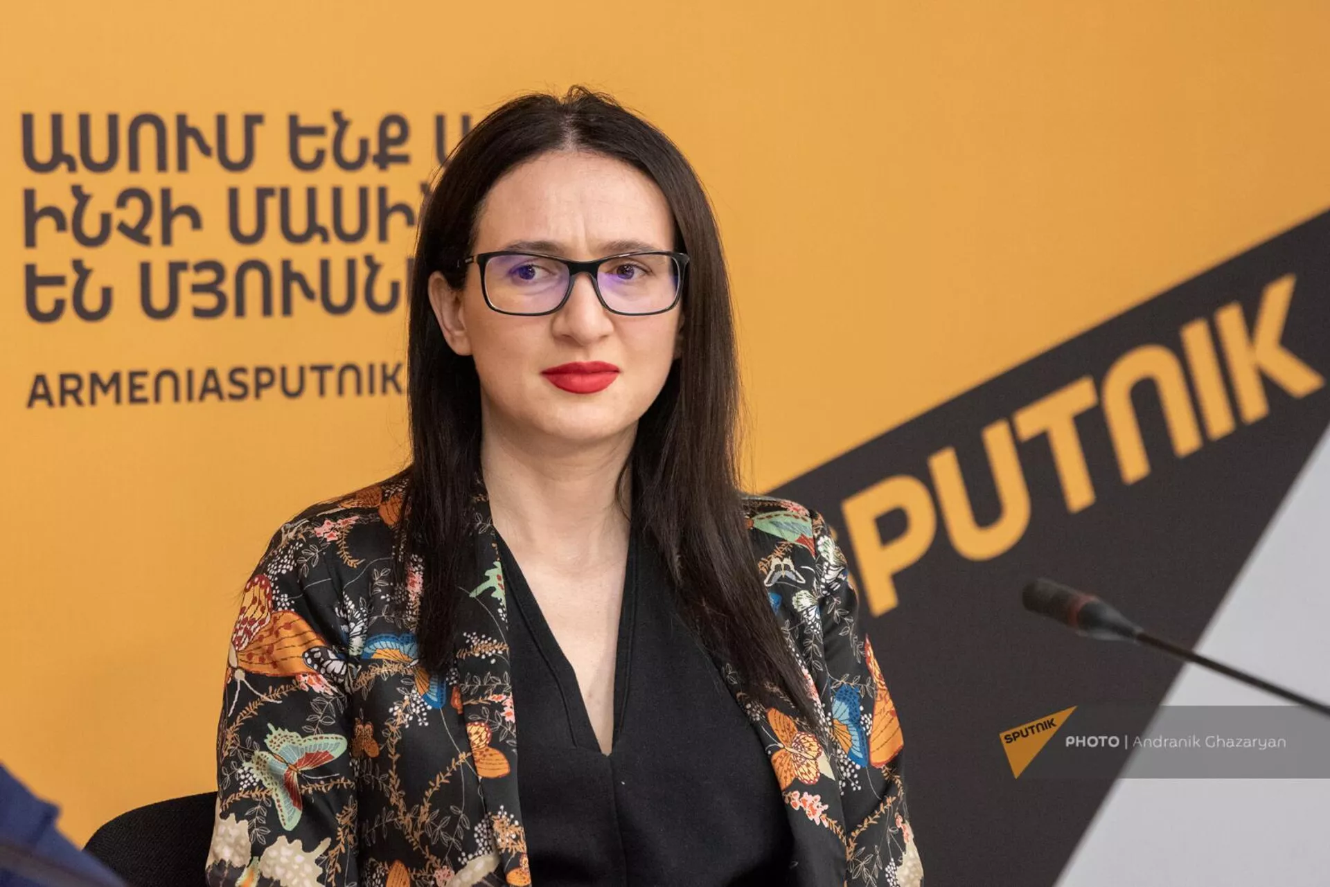 Директор представительства Международного музыкального фестиваля Дворцы Санкт- Петербурга в Армении Ани Еприкян на пресс-конференции о предстоящем фестивале (22 мая 2024). Еревaн - Sputnik Армения, 1920, 22.05.2024