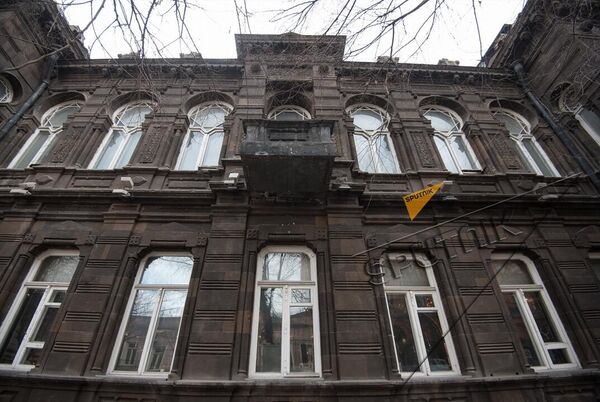 Улица Абовяна 3, здание АОКС-а. Старый Ереван Улица Абовяна 3, здание АОКС-а. Старый Ереван - Sputnik Արմենիա