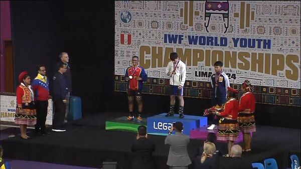 Тяжелоатлет Ованнес Ованнисян на чемпионате мира среди юниоров занял 2-е место - Sputnik Армения