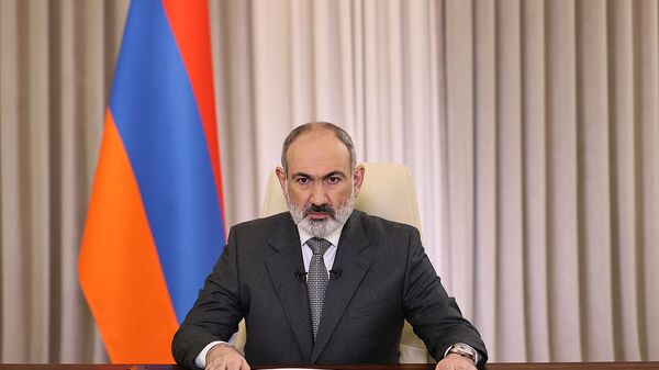 Премьер-министр Никол Пашинян во время обращения к народу (24 мая 2024). Еревaн - Sputnik Армения