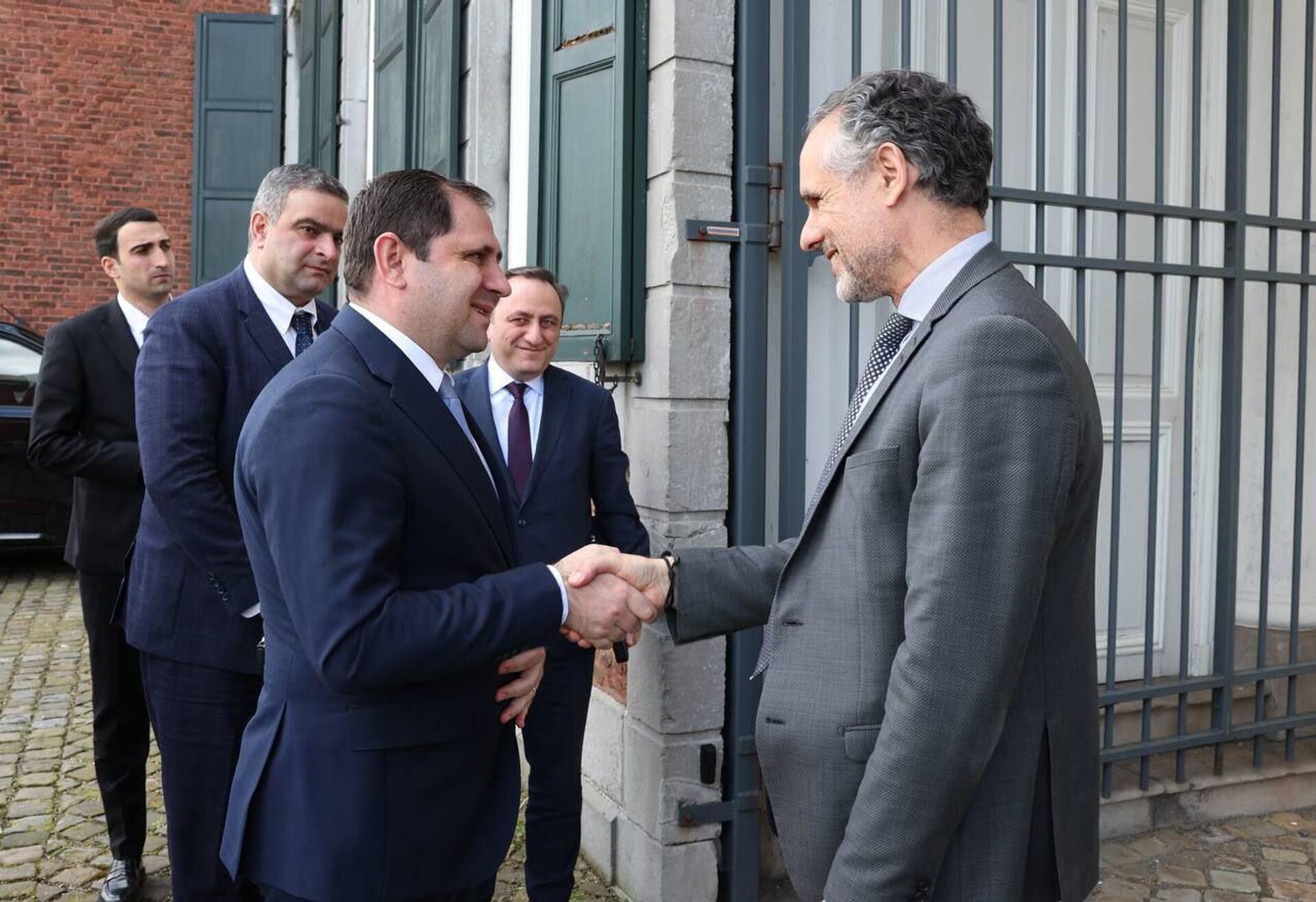Министр обороны Сурен Папикян посетил центральный офис компании Джон Кокерилл (28 мая 2024). Бельгия - Sputnik Армения, 1920, 28.05.2024