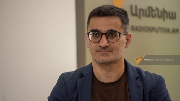 Политолог, эксперт по региональным вопросам Карен Игитян в гостях радио Sputnik - Sputnik Армения