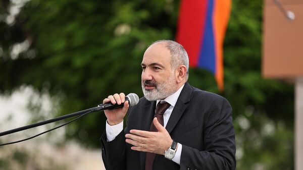 Премьер-министр Никол Пашинян присутствовал на открытии амфитеатра в городе Веди (31 мая 2024). Арарат - Sputnik Армения