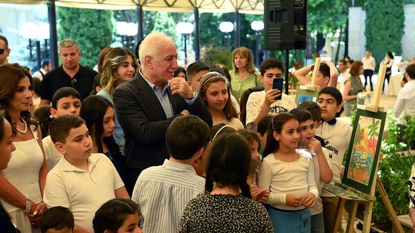 В резиденции президента по случаю 1 июня был организован детский праздник - Sputnik Армения