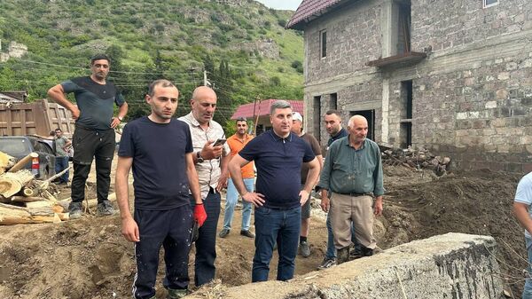 Министр ТУИ Гнел Саносян посетил населенный пункт Каркоп (1 июня 2024). Лори - Sputnik Армения
